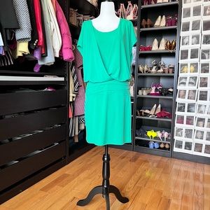 Studioi dress